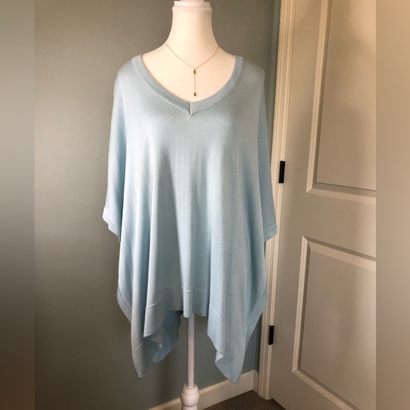 Ann Taylor Black Label V-neck Poncho.  Light Blue.  Size XS/S - Picture 3 of 10